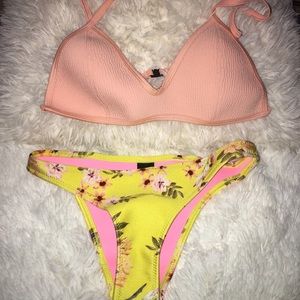Tinangl bikini